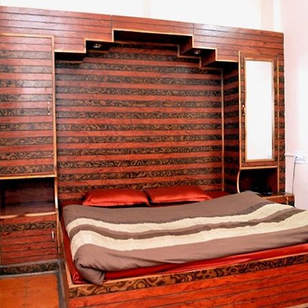 Kasauli Hotel Puri Eksteriør billede