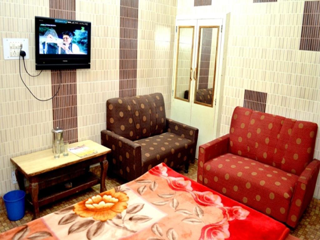 Kasauli Hotel Puri Eksteriør billede